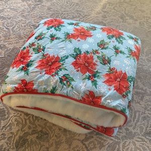 NWOT Posh Peanut Winter Lily Luxe Plush Patoo - OS